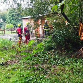 Hasiči z Královéhradecka zachránili tři děti. 