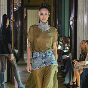 Móda z podzimního MBPFW 2024: Valerie Jurčíková.