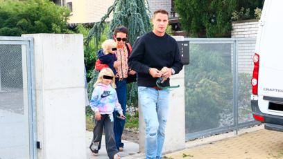 FOTO: Miroslav Dopita a Agáta Hanychová s dětmi.