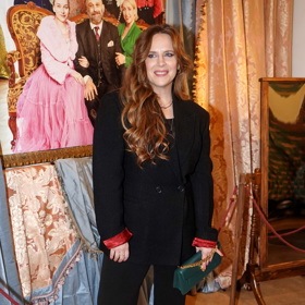 Herečka Petra Nesvačilová si ale s módou rozumí a umí vynést dokonale elegantní modely s přídechem extravagance.