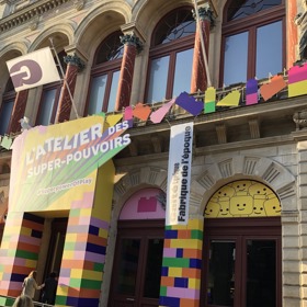 Redakce Lifee.cz navštívila Superpower Studios v centru Paříže, unikátní galerii, ve které prožijí nezapomenutelný zážitek z hraní malí stavitelé i jejich rodiče. 