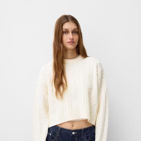 Aby váš outfit nepůsobil lacině, je třeba dávat pozor na materiál jednotlivých kousků. Takový nylon či akryl mají sklon k několika nevzhledným opotřebením. 