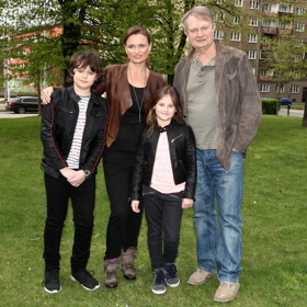 Jana Adamcová je manželkou režiséra Jiřího Adamce.