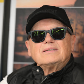 Jiří Korn má rád značkové oblečení.