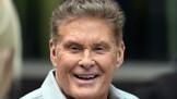 Přešlapy Knight Ridera: David Hasselhoff měl prý raději láhev alkoholu, než svou ženu. Do latě ho srovnala až jeho dcera
