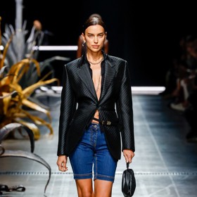 Topmodelka Irina Shayk byla hvězdou přehlídky značky Etro.