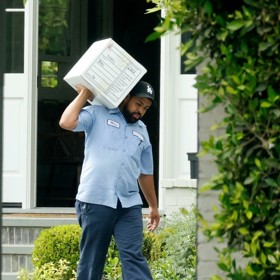 Ben Affleck se odstěhoval z pronajatého bytu. 