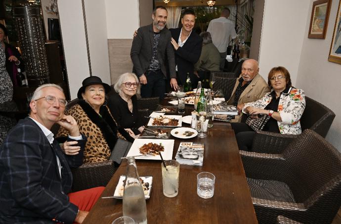 FOTO: Křest knížky Příběhy skryté za písněmi Karla Gotta. – stránka 13