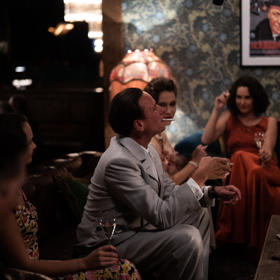 V Německu se film začal záměrně promítat před volbami na východě země. Režisér Lang tím chtěl lidem ukázat, aby nenaletěli populistickým pravicovým stranám.