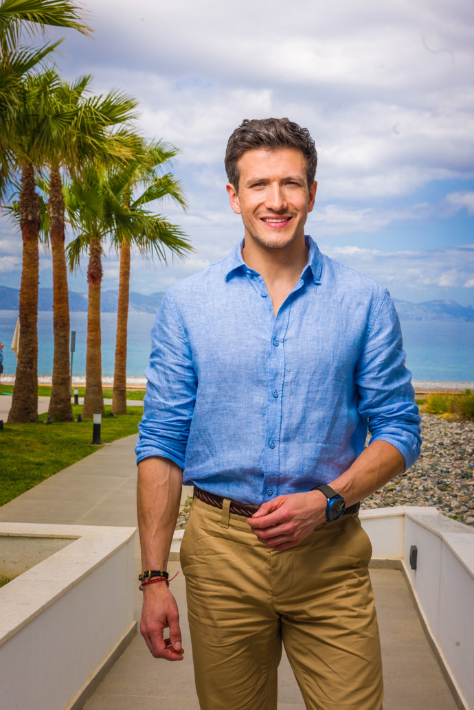 FOTO: Česko zná svého prvního Bachelora. Lásku bude v nové reality show hledat Jan Solfronk. – stránka 652