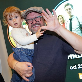 Trojnásobným otcem se stal až po padesátce.