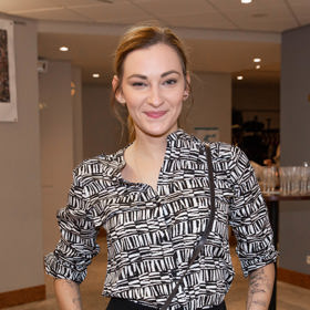 Bára byla hvězdou seriálu Slunečná a zúčastnila se reality show Survivor