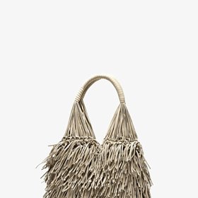 Kožená třásňová kabelka, Massimo Dutti, 9 999 Kč