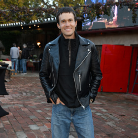 Albert Černý je frontmanem kapely Lake Malawi. 