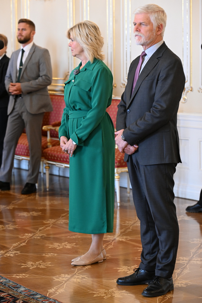 FOTO: Eva Pavlová s prezidentem Petrem Pavlem. – stránka 1264