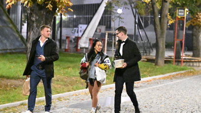 FOTO: Chili se po odchodu z tanečního večera velmi bavila.