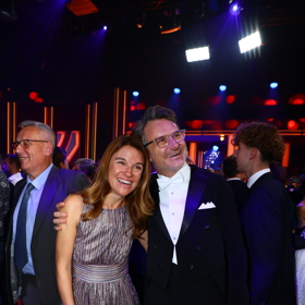 Spisovatel Patrik Hartl má v publiku StarDance podporu ve své manželce Martině.