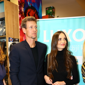 Ester a Tomáš Berdychovi zavítali do knihkupectví Luxor na křest knihy fyzioterapeuta Michala Novotného. 