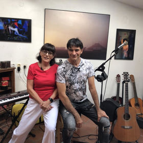 Zdeněk podhůrský pozval Lifee.cz k nahlédnutí i do svého království - zkušebny, kde se rodí jeho písně