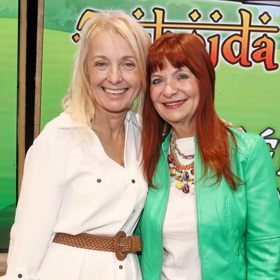 V připravovaném muzikálu bude alternovat se svou dlouholetou kamarádkou Veronikou Žilkovou.