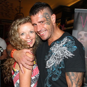 Robert Rosenberg s manželkou Petrou, který je profesionální fotografka. Jejich manželství trvá už 14 let a mají spolu syna Rockyho.