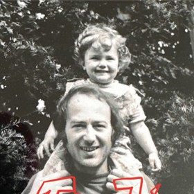 Marta Jandová se svým tátou Petrem Jandou.