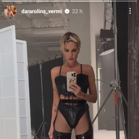 Dara Rolins ve žhavém oblečku. 