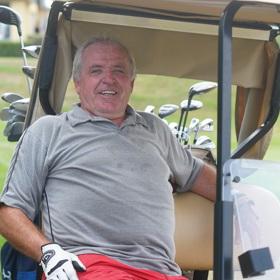 Jako bývalý fotbalista se nemůže na ženský fotbal dívat.