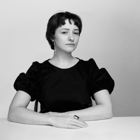 Představujeme vám módní návrhářku Terezu Rosalii Kladošovou.