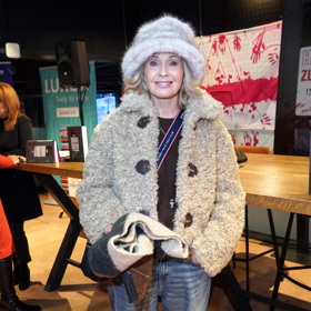 Moderátorka Tereza Pergnerová si oblíbila kožešinové trendy.