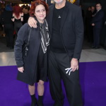 Ondřej Soukup a Lucia Šoralová, která namísto velké večerní zvolila malé černé doplněné o šátek a černé kozačky do poloviny lýtek. 