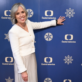 Sněhová vločka musí mít podle Aleny Zárybnické za všech okolností šest bodů.