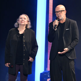 Ondřej Soukup se na jevišti Divadla Kalich objevil s bývalou manželkou Gabrielou Osvaldovou.