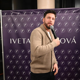 Michal Straka alias Ego byl tajným VIP hostem, který také zazpíval. 