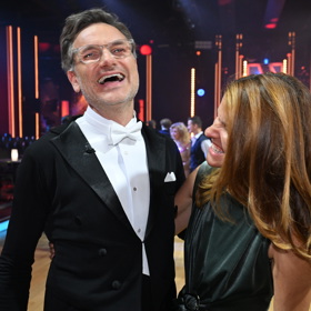 Bylo vidět, že spisovatel se na parketu upřímně bavil.