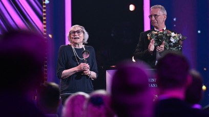 FOTO: Marta Kubišová vstoupila do síně slávy. Cenu jí předal její kardiolog Petr Neužil.