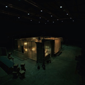 Přesná kopie bytu místa činu.