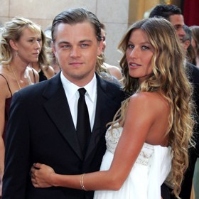 Po rozchodu s Kristen se držitel Oscara dal dohromady se supermodelkou Gisele Bündchen, což je dodnes jeho nejsledovanější vztah a mnozí sázeli, že konečně našel svou osudovou ženu. Po pěti letech se ovšem rozešli, údajně proto, že Gisele už nemohla vystát hercův život plný práce, alkoholu, cigaret a zábavy.