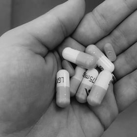 Kristýna brala během bioléčby 12 tablet denně. 