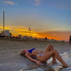 Kristýna má dokonalé křivky.