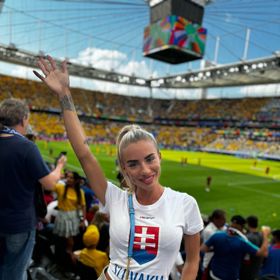 Natália je prý podobná Denise z Bachelora.