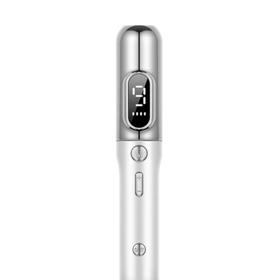 Plasmové pero nabízí také americká kosmetická značka Skindelúx, pořídit si jej online lze za v přepočtu 2 500 Kč.