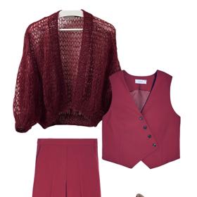 Radka oblékla tuto variantu "preowned" kousků doplněnou o autorský kardigan z dílny Lucie Marim.