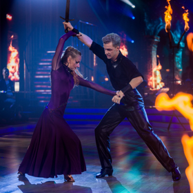 Oskar Hes je favorit. 