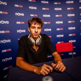 Sebastian Pöthe má dnes patnáct let a roste z něj mladý muž.