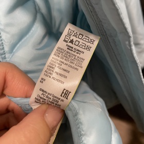 100% polyester i s velkou slevou není "výhodná koupě". 