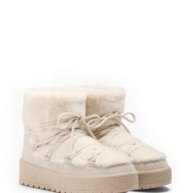 Válenky se šněrováním a kožešinou, Oysho, 1 999 Kč
