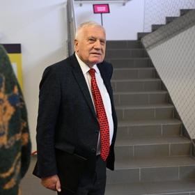 Václav Klaus tehdy ukradl pero.