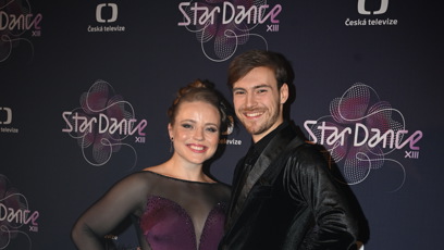 FOTO: Martina Ptáčková a Dominik Vodička byli před startem devátého večera StarDance ve skvělé náladě.