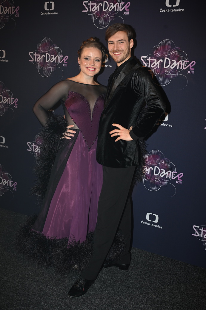 FOTO: Martina Ptáčková a Dominik Vodička byli před startem devátého večera StarDance ve skvělé náladě. – stránka 322